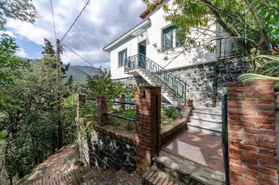 JOIVY Sea View Flat with Balcony, Cinque Terre