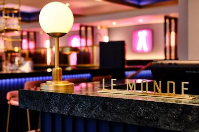 Le Monde Hotel