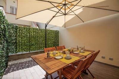 Elena House Gold Apartment