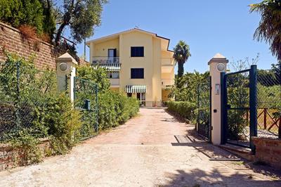 Casa Vacanze La Mattonara