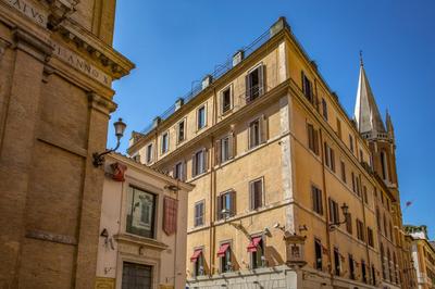 Residenza Canova Tadolini - Guesthouse
