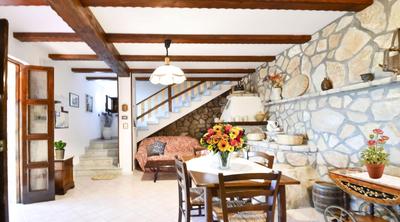 Amore Rentals - Villa Bacco