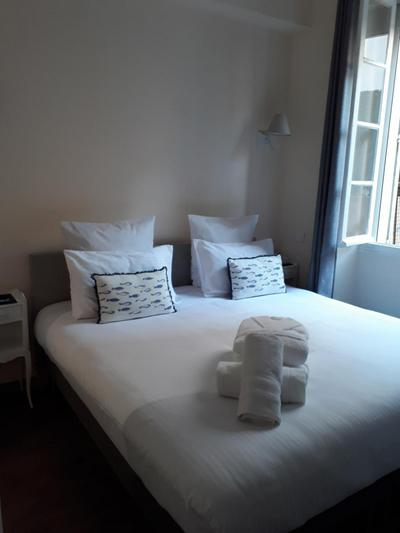 Croisette carre d'or