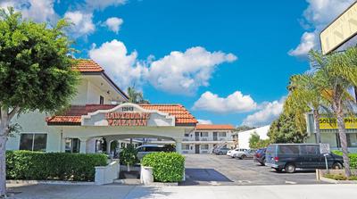 Hawthorne Plaza Inn Near LAX, Photo 2