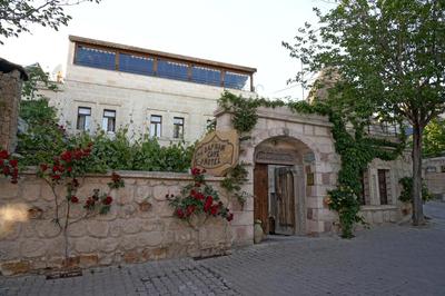 Safran Cave Hotel - Image 57