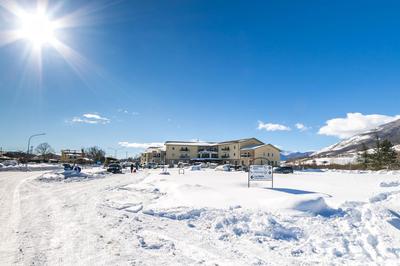 Sport Village Hotel & Spa