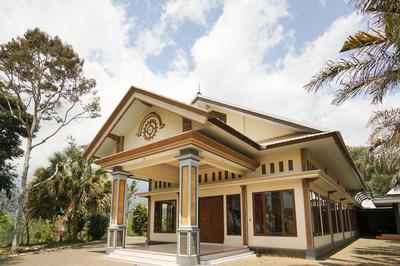 Hotel Bumi Bermi Permai near Bermi Eco Park Mitra RedDoorz