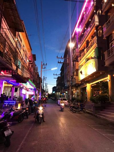 Hollywood Dannok Hotel