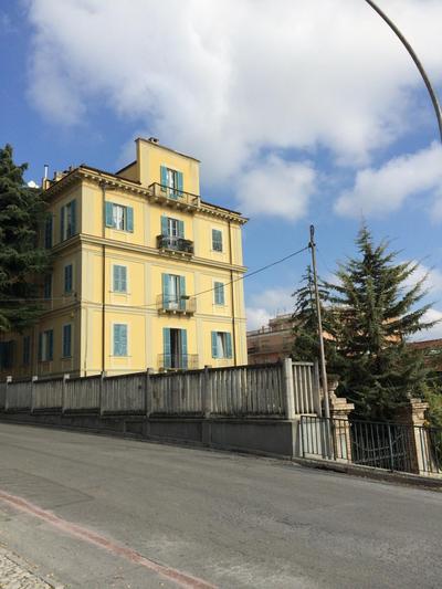 CASA DI BIANCA ATTICO PANORAMICO A CHIETI CENTRO