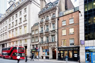 Apartment 5, 48 Bishopsgate by City Living London
