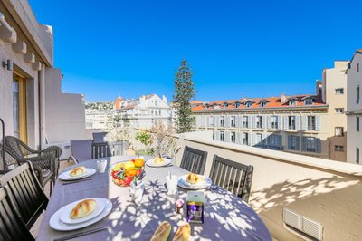Palais l'Escurial AP4069 by Riviera Holiday Homes