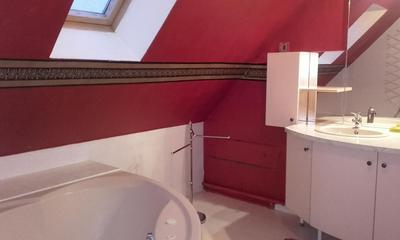 CHEZ MARLYSE