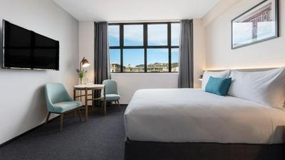 Oaks Wellington Hotel