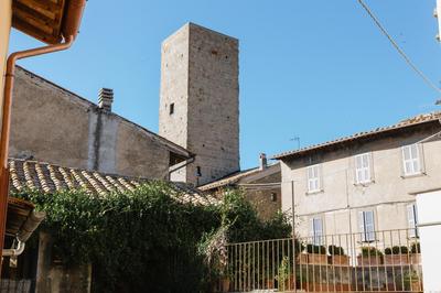 IL RICHIASTRO MEDIEVALE