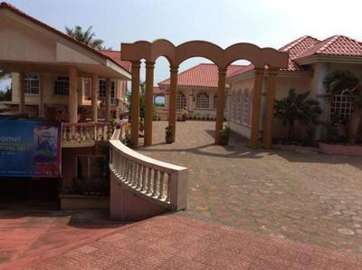 Amerie Rae Resorts