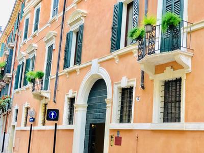 Palazzo Tiolo