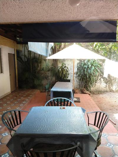 Habitación amplia cerca de Andares