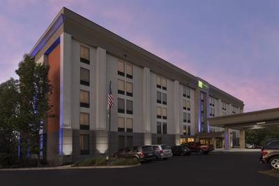 Holiday Inn Express Andover North - Lawrence by IHG