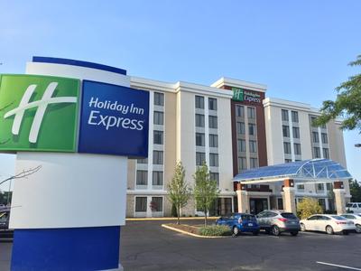 Holiday Inn Express Chicago NW - Arlington Heights by IHG
