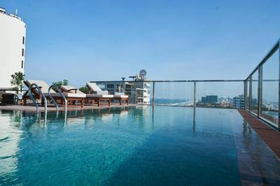 Sofiana My Khe Hotel & Spa - Rooftop Pool Bar - Free 01 Draught Beer and 20-minute Spa per Room