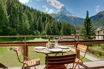 Chalet Altesse Serviced Apartments