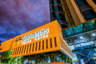 Bahamas Duplex by WS