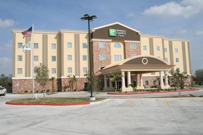 Holiday Inn Express & Suites George West by IHG