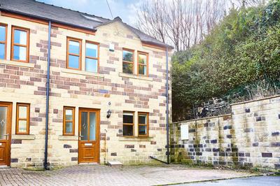 Royal Calderdale Lodge