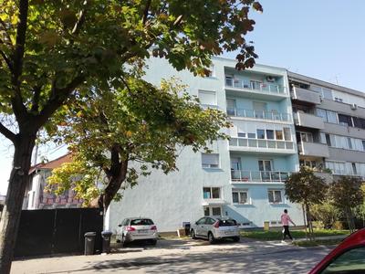 Apartment B44