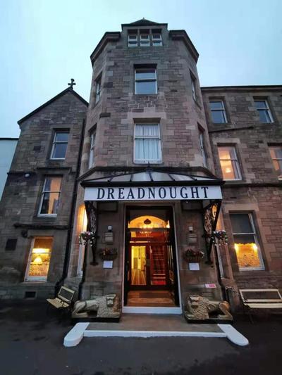 The Caledonian Thistle Hotel