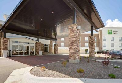 Holiday Inn Express & Suites North Platte by IHG
