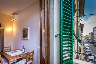Classic Tuscany Apartments by Mmega