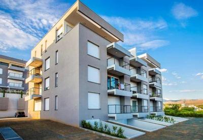Uma Apartment