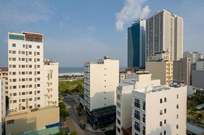 Valencia Da Nang Beach Hotel