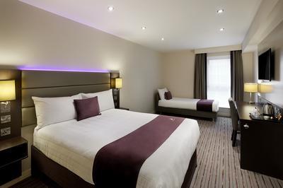 Premier Inn Salisbury South Milford