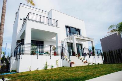 Luxury Villa Chelsea for Golf & Relax in best location