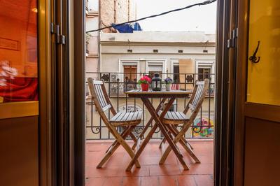 RamblasRentals Cozy Renovated 2BR with Balcony Lift 20M Rambla - Parking - Wifi