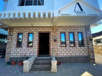 Aisha Guest House Bed & Breakfast