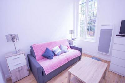 Superb Quiet And Comfortable Studio Apartment