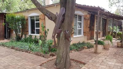 Wooden Creek Estate