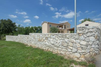 Beautiful villa Natura with pool in Labin