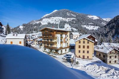 Digonera Historic Hotel B&B