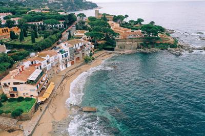 Apartamento reformado a 2 minutos de la playa en Calella!