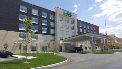Holiday Inn Express & Suites Toledo West by IHG