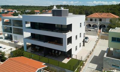 Apartment M
