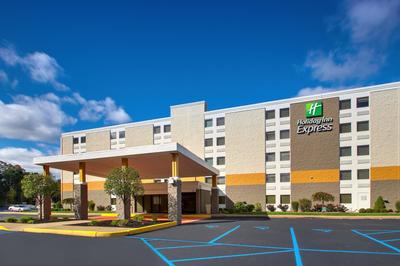 Holiday Inn Express Pittston - Scranton Airport by IHG