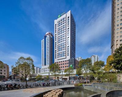 Holiday Inn Express Shanghai Zhenping by IHG