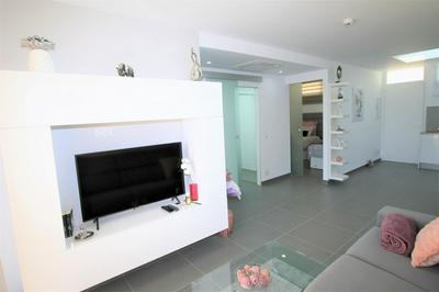 Fantastic apartment with sea views