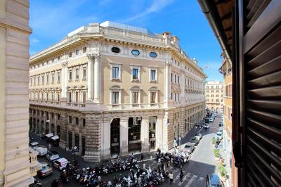 Rent in Rome Trevi Fountain Suite