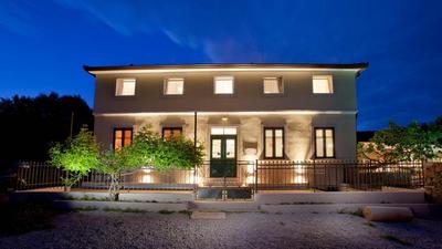 Charming villa Bea with private pool and volleyball